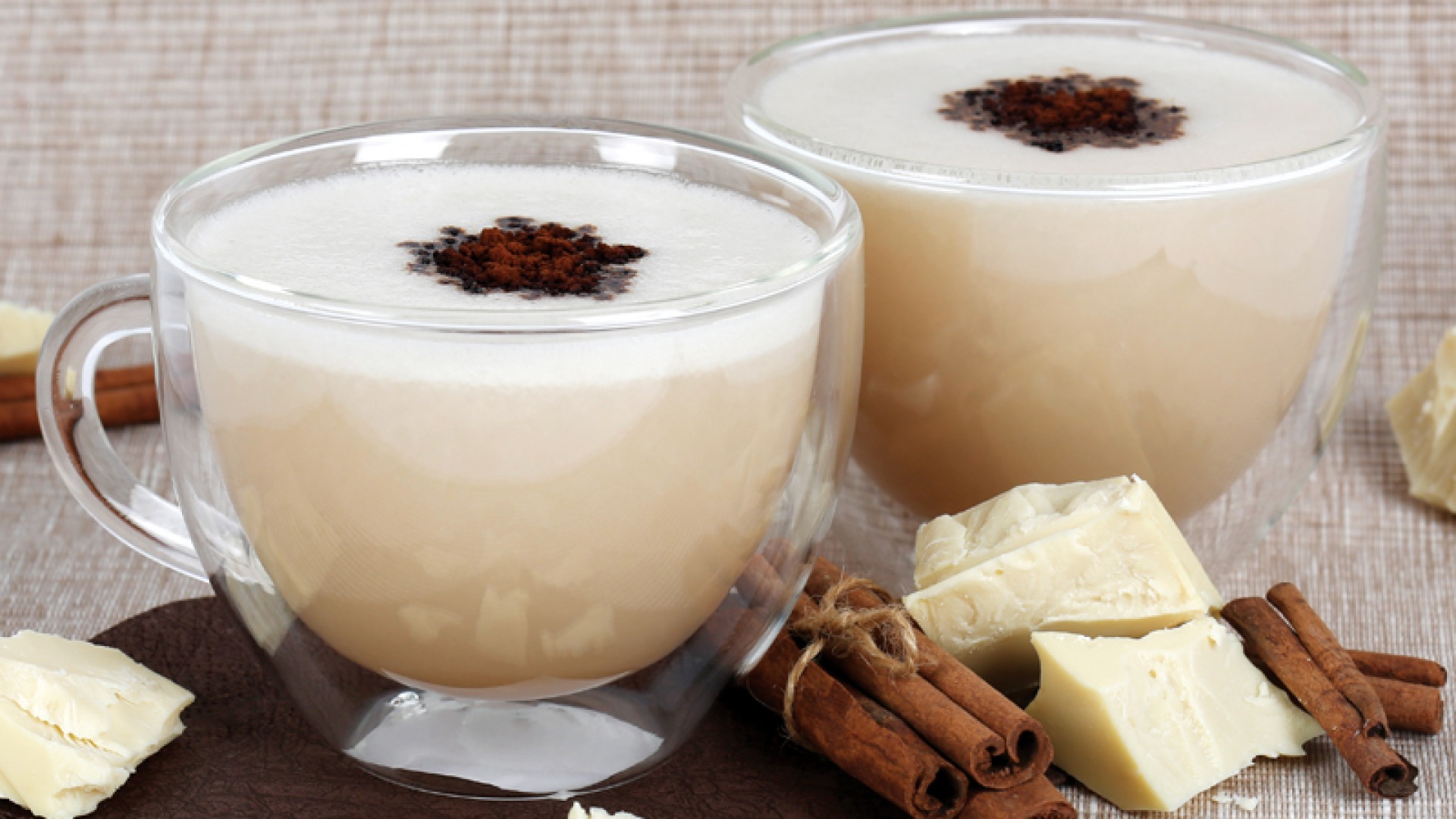 VANİLYA SICAK BEYAZ ÇİKOLATA